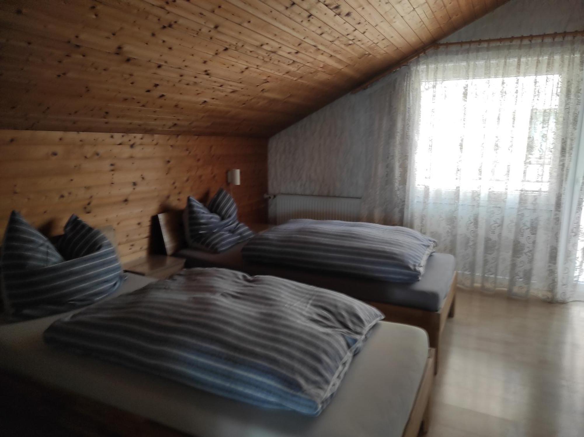 Ferienwohnung Gartenblick Ensingen Esterno foto